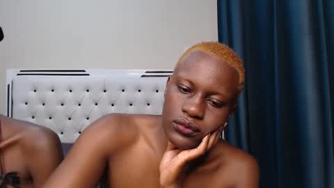 Laurel online show from 10-10-25, 08:08