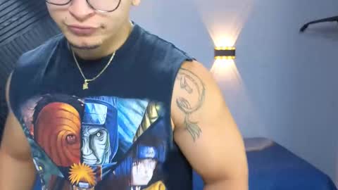 horny_nick18 online show from 02-26-26, 12:48