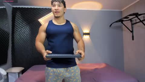 Snapshot of horny_nick18 chatting on 04-18-26, 11:14 horny_nick18 online show from 04-18-26, 11:14