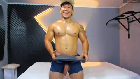 Snapshot of horny_nick18 chatting on 04-25-26, 01:41 horny_nick18 online show from 04-25-26, 01:41