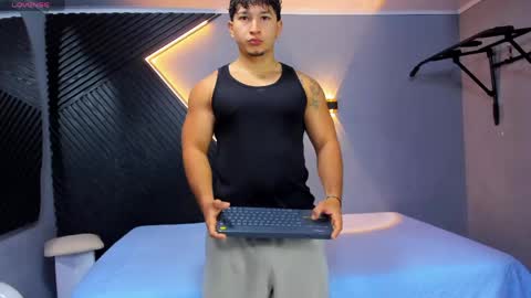 Snapshot of horny_nick18 chatting on 05-05-26, 11:51 horny_nick18 online show from 05-05-26, 11:51