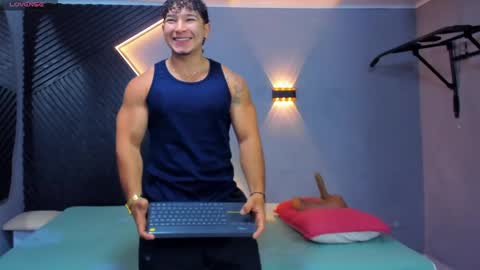 Snapshot of horny_nick18 chatting on 05-09-26, 11:26 horny_nick18 online show from 05-09-26, 11:26