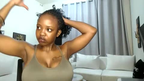 Snapshot of horny_princcess chatting on 05-05-26, 04:04 horny_princcess online show from 05-05-26, 04:04