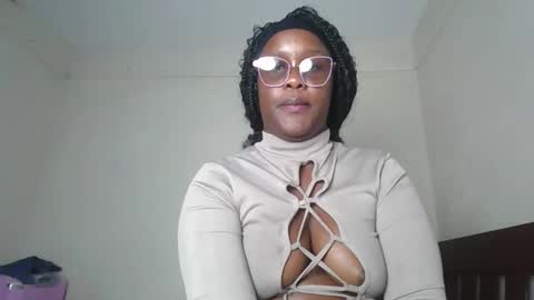 Lucy online show from 02-16-26, 12:18