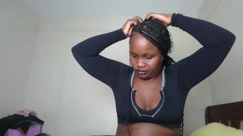 Lucy online show from 03-02-26, 01:18