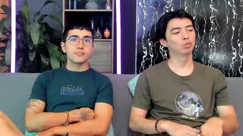 Snapshot of horny_twinks_guys chatting on 05-12-26, 02:36 Alex and Camilo online show from 05-12-26, 02:36