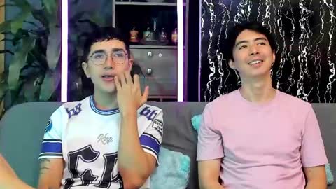 Alex and Camilo online show from 07-07-26, 02:43