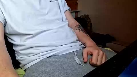 hornyandopenminded online show from 11-17-25, 01:17