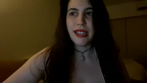 Snapshot of hornybaby675 chatting on 01-18-26, 07:45 Tina baby online show from 01-18-26, 07:45