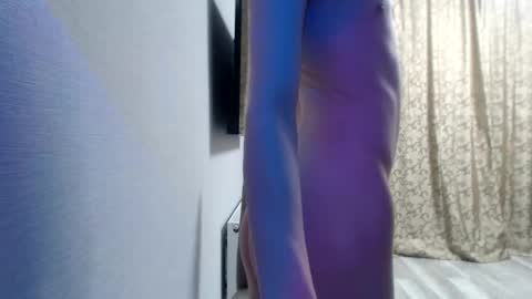 Snapshot of hornybadbunny chatting on 01-28-25, 04:30 Tony online show from 01-28-25, 04:30