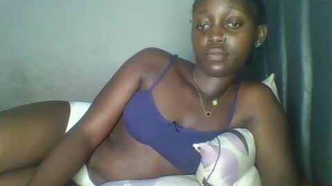 Bella online show from 04-23-26, 07:09