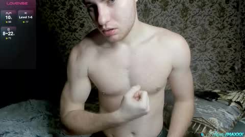 Max online show from 12-19-25, 10:22