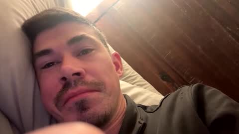 Snapshot of hornyboi2710 chatting on 03-28-26, 04:45 Justin 7 inches online show from 03-28-26, 04:45