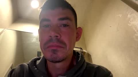 Snapshot of hornyboi2710 chatting on 04-26-26, 02:48 Justin 7 inches online show from 04-26-26, 02:48