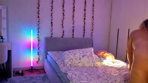 HornyCakee online show from 10-09-25, 03:21