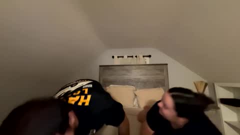 BellaBrianx online show from 10-13-25, 12:43