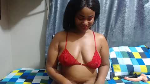 hornyebony4uxx online show from 06-27-26, 02:16