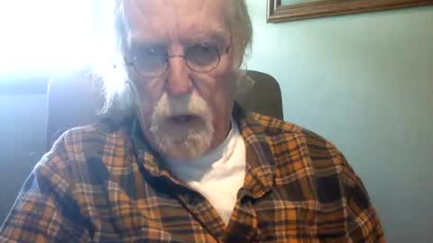Snapshot of hornyinohio9 chatting on 04-19-26, 02:38 HornyInOhio9 online show from 04-19-26, 02:38