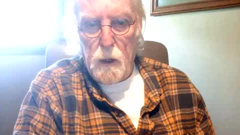 Snapshot of hornyinohio9 chatting on 04-23-26, 12:51 HornyInOhio9 online show from 04-23-26, 12:51