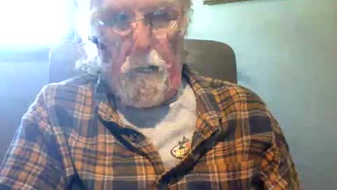Snapshot of hornyinohio9 chatting on 05-03-26, 03:18 HornyInOhio9 online show from 05-03-26, 03:18