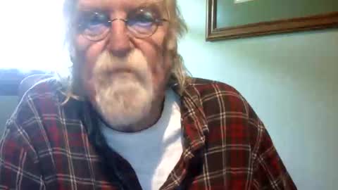 Snapshot of hornyinohio9 chatting on 05-24-26, 03:17 HornyInOhio9 online show from 05-24-26, 03:17