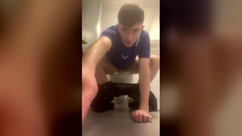 hornyjohnxc online show from 04-15-26, 03:52