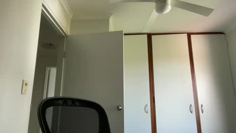 Snapshot of hornylook59 chatting on 06-08-26, 01:28 hornylook59 online show from 06-08-26, 01:28