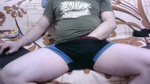 Snapshot of hornymonkey991 chatting on 02-07-26, 09:51 hornymonkey991 online show from 02-07-26, 09:51