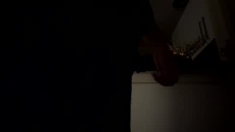 hornyonelooking1 online show from 03-11-25, 12:06