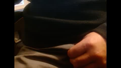 Snapshot of hornypilotguy chatting on 12-01-24, 10:43 hornypilotguy online show from 12-01-24, 10:43