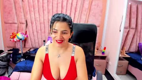 Snapshot of hornyskinny26 chatting on 05-02-26, 06:29 hornyskinny26 online show from 05-02-26, 06:29