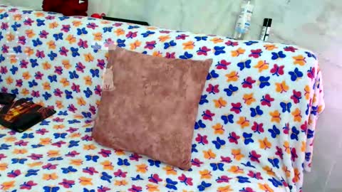 hornytwosomexxx online show from 12-15-25, 04:06