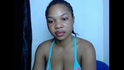 Snapshot of hornyxbum chatting on 12-25-24, 02:46 hornyxbum online show from 12-25-24, 02:46