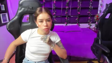 hornyy mom online show from 02-05-25, 12:17