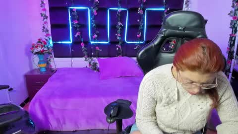 hornyy mom online show from 02-07-25, 12:17