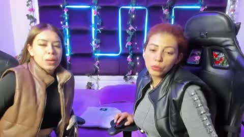 hornyy mom online show from 02-15-25, 12:33