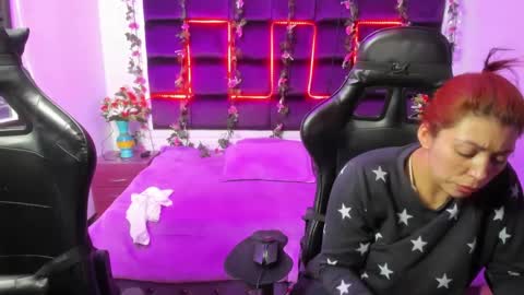 hornyy mom online show from 02-20-25, 12:36