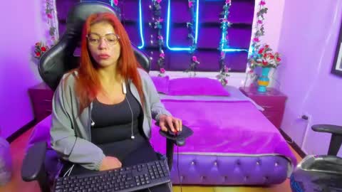 hornyy mom online show from 02-25-25, 12:03