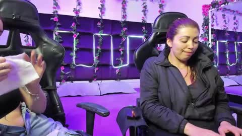 hornyy mom online show from 09-12-25, 01:11