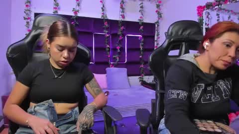 hornyy mom online show from 10-27-25, 01:26