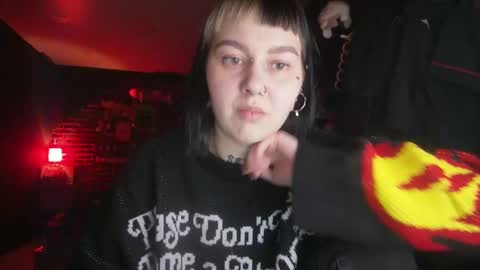 Snapshot of horror_circus chatting on 12-04-24, 06:22 Messalina Horror online show from 12-04-24, 06:22