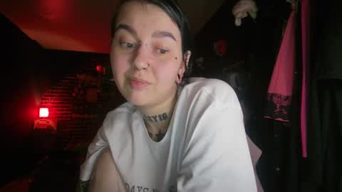 Snapshot of horror_circus chatting on 12-12-24, 05:48 Messalina Horror online show from 12-12-24, 05:48