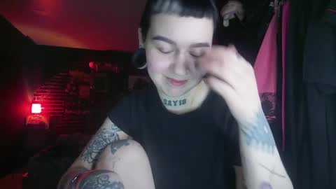 Snapshot of horror_circus chatting on 12-15-24, 06:37 Messalina Horror online show from 12-15-24, 06:37