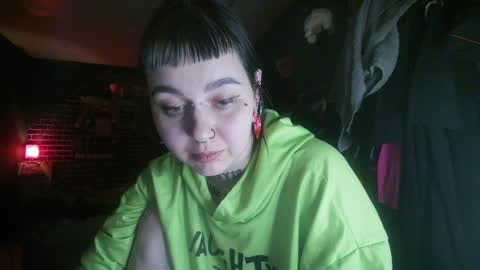 Snapshot of horror_circus chatting on 12-31-24, 07:29 Messalina Horror online show from 12-31-24, 07:29