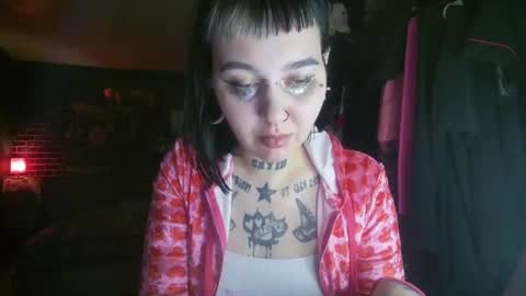 Snapshot of horror_circus chatting on 01-08-25, 09:44 Messalina Horror online show from 01-08-25, 09:44