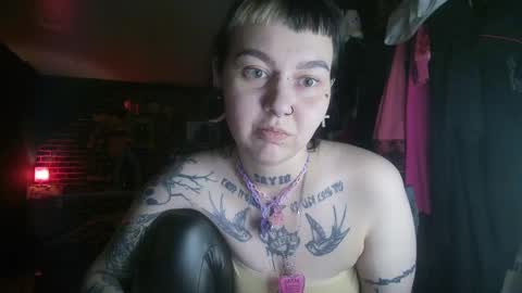 Snapshot of horror_circus chatting on 01-17-25, 03:12 Messalina Horror online show from 01-17-25, 03:12