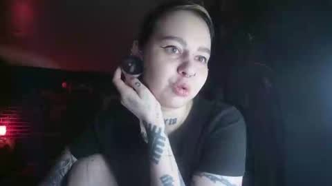 Snapshot of horror_circus chatting on 02-11-25, 09:03 Messalina Horror online show from 02-11-25, 09:03