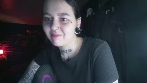 Snapshot of horror_circus chatting on 02-12-25, 06:08 Messalina Horror online show from 02-12-25, 06:08