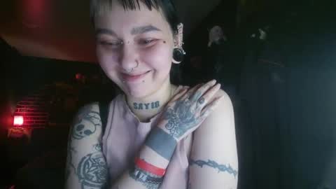 Snapshot of horror_circus chatting on 02-16-25, 03:04 Messalina Horror online show from 02-16-25, 03:04