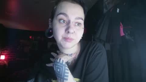 Snapshot of horror_circus chatting on 03-06-25, 08:08 Messalina Horror online show from 03-06-25, 08:08